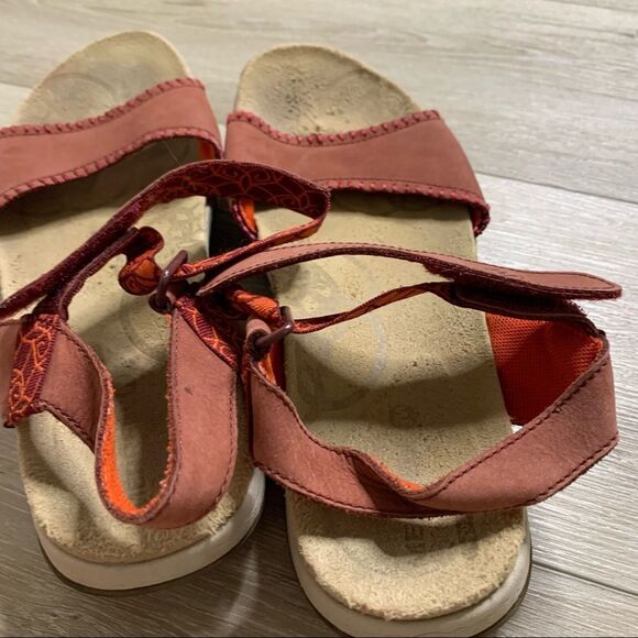 Merrel Strappy Jacardia Sandal Arch Support Dark Red & Orange 9 - Picture 8 of 8